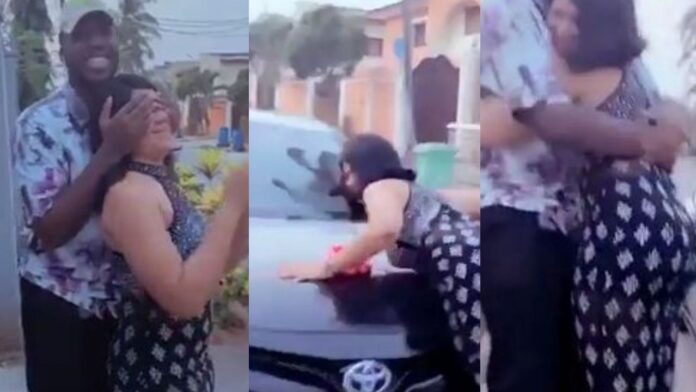 Lovely Moments Young man surprises His Girlfriend with a New Car(Video)