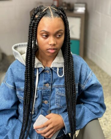  Hairstyles 2022 : Unique, Dazzling jumbo box braid styles to look younger