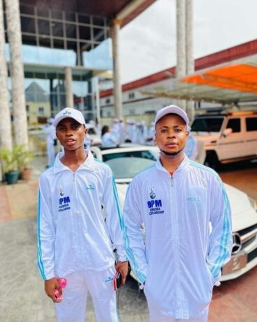   Checkout the new stunning photos of the Sacked Chicken Republic security men 