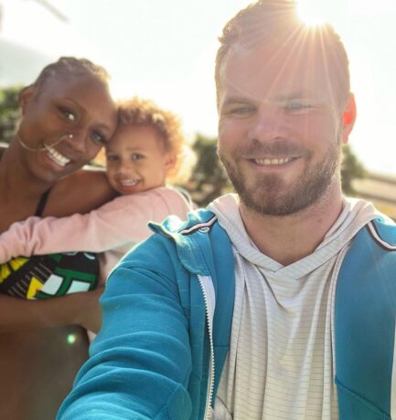  Korra Obidi’s estranged husband, Justin tags himself a “single dad” as he shares new photo with his daughters