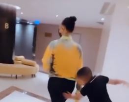 “King wan burst 5million Naira bum bum” – Actress, Tonto Dikeh reacts as her son, King, slaps her bum(Video)