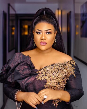 “You don’t have the right to chat with me when you are broke” – Actress, Nkechi Blessing cautions men
