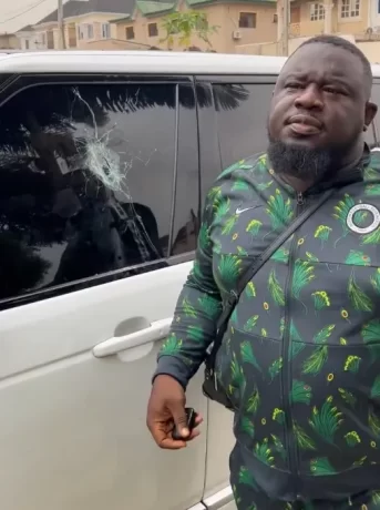  “Since the government cannot protect us, we’ll protect ourselves” – Soso Soberekon declares war on traffic robbers as he shows his damaged car (Video)