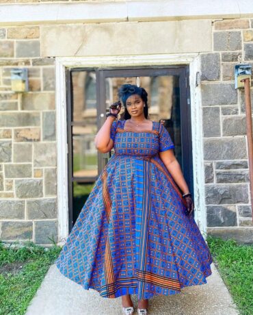 100+ Cute Stunning Ankara  gown dresses every lady should have in Vogue